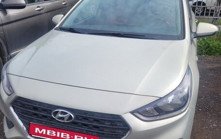 Hyundai Solaris II рестайлинг, 2019 год, 950 000 рублей, 9 фотография