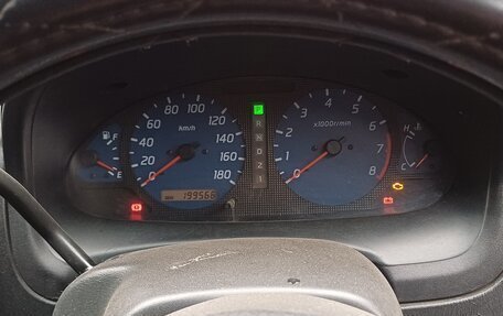 Nissan Cube II, 2000 год, 110 000 рублей, 13 фотография