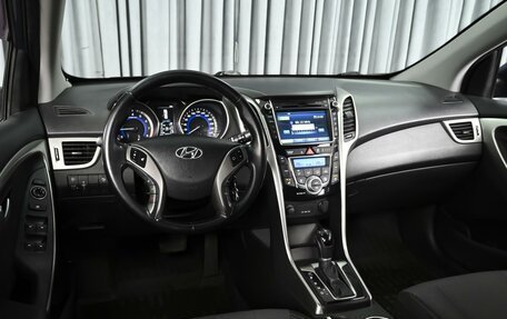 Hyundai i30 II рестайлинг, 2012 год, 999 000 рублей, 6 фотография