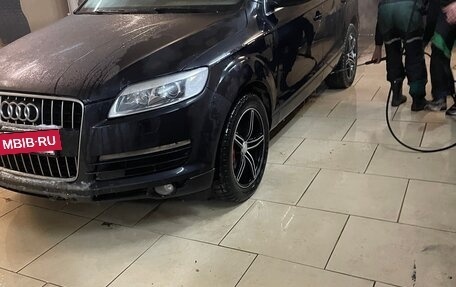 Audi Q7, 2007 год, 1 050 000 рублей, 13 фотография