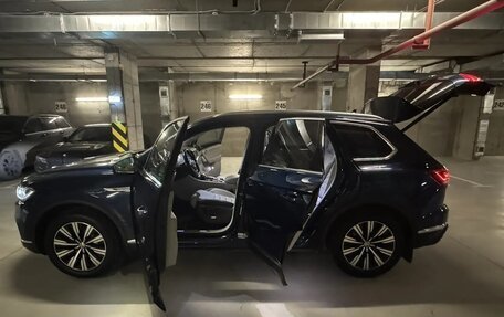 Volkswagen Touareg III, 2019 год, 4 000 000 рублей, 12 фотография