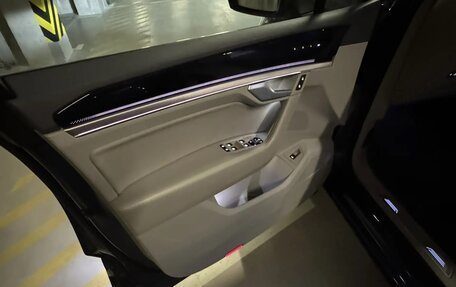 Volkswagen Touareg III, 2019 год, 4 000 000 рублей, 24 фотография