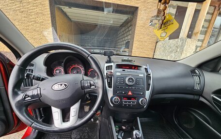 KIA cee'd I рестайлинг, 2011 год, 710 000 рублей, 6 фотография