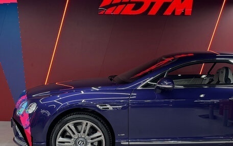 Bentley Continental GT II рестайлинг, 2016 год, 10 000 000 рублей, 8 фотография