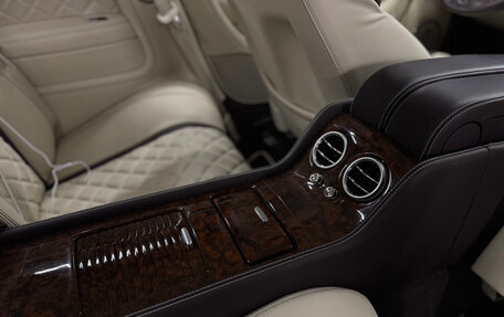 Bentley Continental GT II рестайлинг, 2016 год, 10 000 000 рублей, 34 фотография