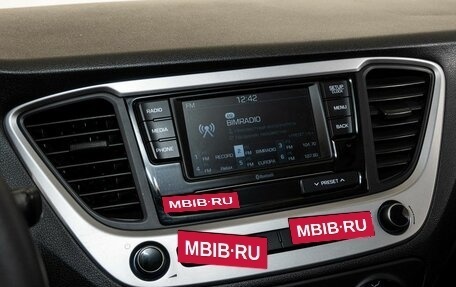 Hyundai Solaris II рестайлинг, 2017 год, 1 048 000 рублей, 10 фотография