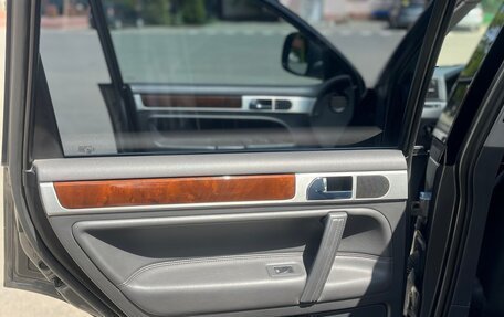 Volkswagen Touareg III, 2010 год, 1 450 000 рублей, 22 фотография