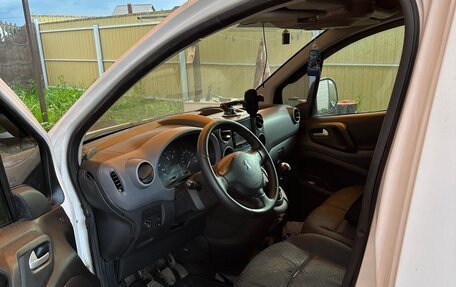 Peugeot Partner II рестайлинг 2, 2010 год, 300 000 рублей, 2 фотография