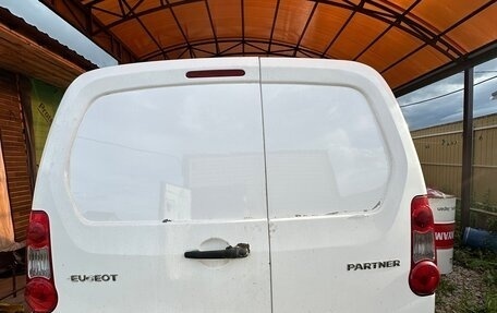 Peugeot Partner II рестайлинг 2, 2010 год, 300 000 рублей, 4 фотография