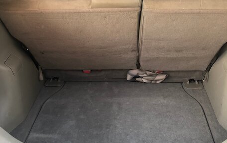 Nissan Tiida, 2005 год, 650 000 рублей, 14 фотография