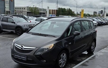 Opel Zafira C рестайлинг, 2013 год, 800 000 рублей, 3 фотография