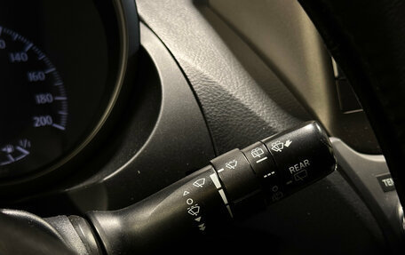Toyota Land Cruiser Prado 150 рестайлинг 2, 2012 год, 2 990 000 рублей, 18 фотография