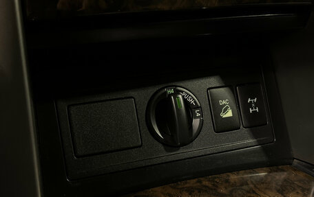 Toyota Land Cruiser Prado 150 рестайлинг 2, 2012 год, 2 990 000 рублей, 12 фотография