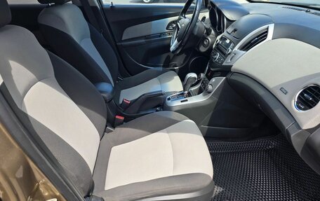 Chevrolet Cruze II, 2013 год, 949 000 рублей, 17 фотография