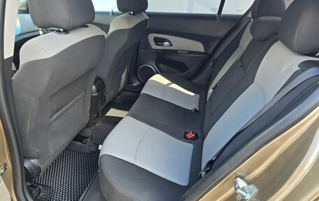 Chevrolet Cruze II, 2013 год, 949 000 рублей, 19 фотография