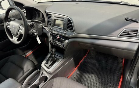 Hyundai Elantra VI рестайлинг, 2017 год, 1 299 800 рублей, 3 фотография