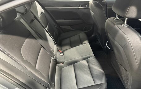 Hyundai Elantra VI рестайлинг, 2017 год, 1 299 800 рублей, 4 фотография