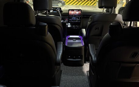 Hyundai Staria, 2021 год, 3 500 000 рублей, 13 фотография