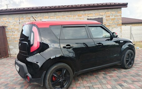 KIA Soul II рестайлинг, 2015 год, 1 220 000 рублей, 2 фотография