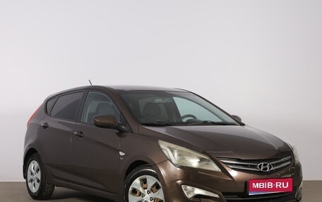 Hyundai Solaris II рестайлинг, 2015 год, 899 000 рублей, 1 фотография