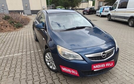 Opel Astra J, 2012 год, 538 000 рублей, 2 фотография