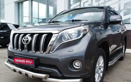 Toyota Land Cruiser Prado 150 рестайлинг 2, 2014 год, 3 299 000 рублей, 29 фотография