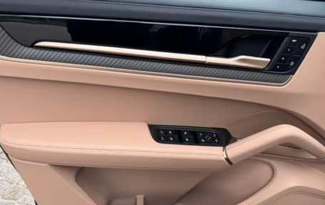 Porsche Cayenne III, 2026 год, 18 156 712 рублей, 14 фотография