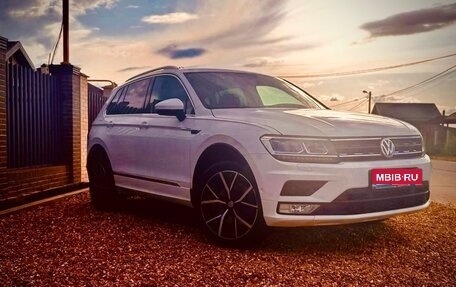 Volkswagen Tiguan II, 2017 год, 2 100 000 рублей, 1 фотография