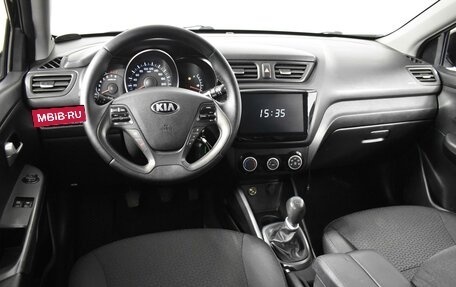 KIA Rio III рестайлинг, 2017 год, 798 100 рублей, 6 фотография