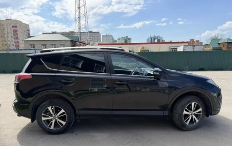 Toyota RAV4, 2019 год, 2 250 000 рублей, 9 фотография