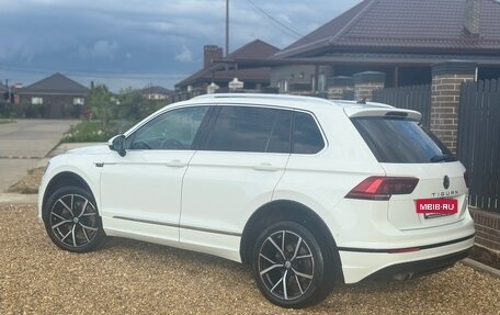 Volkswagen Tiguan II, 2017 год, 2 100 000 рублей, 5 фотография