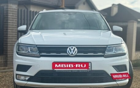 Volkswagen Tiguan II, 2017 год, 2 100 000 рублей, 4 фотография