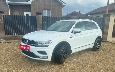 Volkswagen Tiguan II, 2017 год, 2 100 000 рублей, 3 фотография