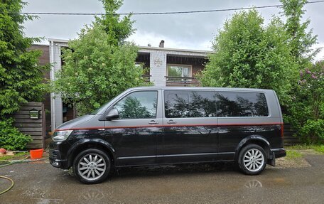 Volkswagen Multivan T6 рестайлинг, 2019 год, 5 400 000 рублей, 5 фотография
