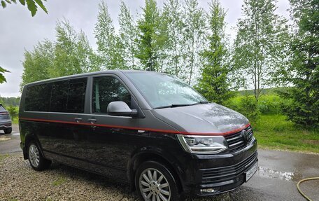 Volkswagen Multivan T6 рестайлинг, 2019 год, 5 400 000 рублей, 10 фотография