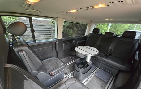 Volkswagen Multivan T6 рестайлинг, 2019 год, 5 400 000 рублей, 14 фотография