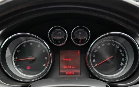 Opel Insignia II рестайлинг, 2011 год, 700 000 рублей, 15 фотография