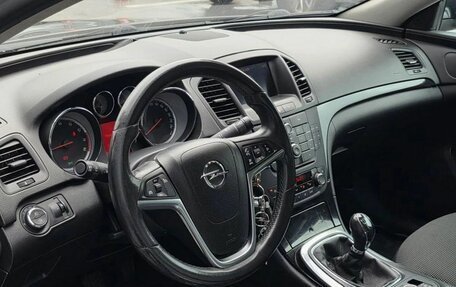 Opel Insignia II рестайлинг, 2011 год, 700 000 рублей, 16 фотография