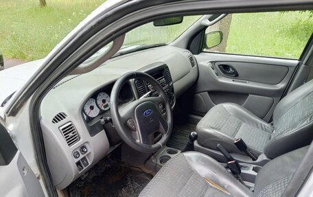 Ford Escape II, 2002 год, 250 000 рублей, 4 фотография