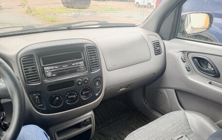 Ford Escape II, 2002 год, 250 000 рублей, 5 фотография