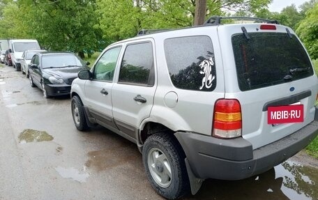 Ford Escape II, 2002 год, 250 000 рублей, 3 фотография
