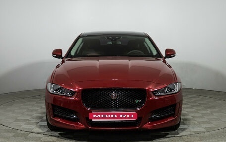 Jaguar XE I рестайлинг, 2016 год, 1 899 700 рублей, 3 фотография