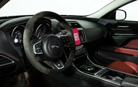 Jaguar XE I рестайлинг, 2016 год, 1 899 700 рублей, 12 фотография