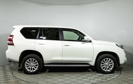 Toyota Land Cruiser Prado 150 рестайлинг 2, 2015 год, 2 999 585 рублей, 5 фотография