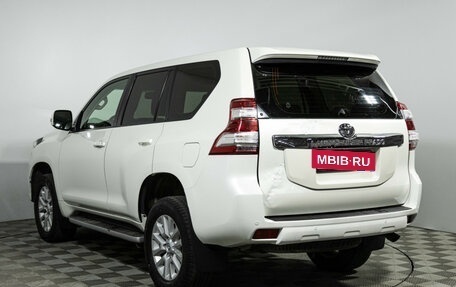 Toyota Land Cruiser Prado 150 рестайлинг 2, 2015 год, 2 999 585 рублей, 8 фотография