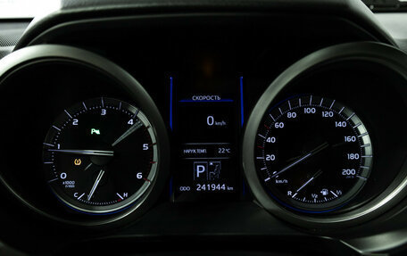 Toyota Land Cruiser Prado 150 рестайлинг 2, 2015 год, 2 999 585 рублей, 13 фотография