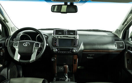 Toyota Land Cruiser Prado 150 рестайлинг 2, 2015 год, 2 999 585 рублей, 14 фотография