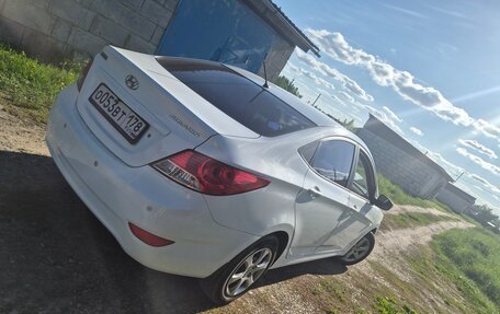 Hyundai Solaris II рестайлинг, 2011 год, 740 000 рублей, 8 фотография