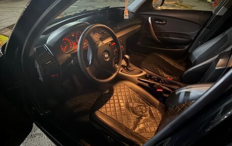 BMW 1 серия, 2010 год, 600 000 рублей, 12 фотография