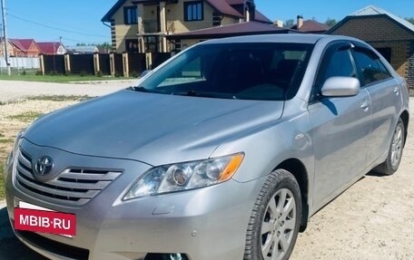Toyota Camry, 2007 год, 760 000 рублей, 2 фотография